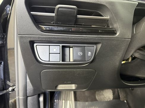 Used 2022 Kia EV6 Wind AWD/4WD image 21