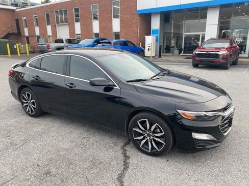 Used 2025 Chevrolet Malibu RS image 38