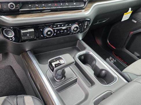 New 2026 Chevrolet Silverado 1500 RST AWD/4WD image 36