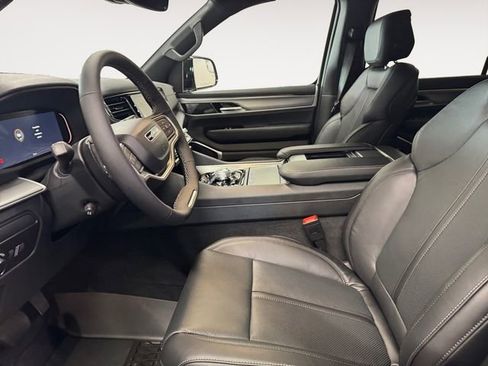 New 2026 Jeep Grand Wagoneer 4WD image 7