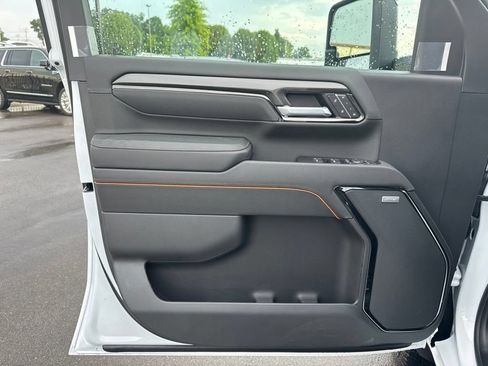 New 2026 GMC Sierra 2500 AT4 w/ AT4 Premium Plus Package AWD/4WD image 11