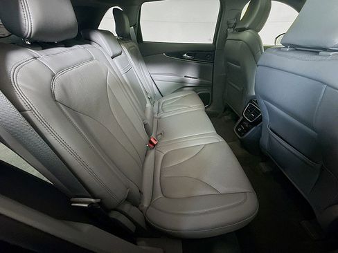 Used 2023 Lincoln Nautilus Reserve w/ Equipment Group 201A image 28