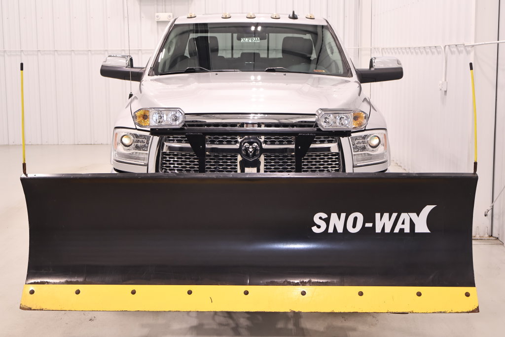 Used 2018 RAM 2500 Laramie w/ Convenience Group AWD/4WD image 4