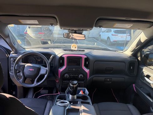 Used 2022 Chevrolet Silverado 1500 Custom image 10