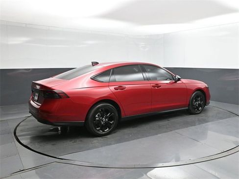 New 2025 Honda Accord SE image 15