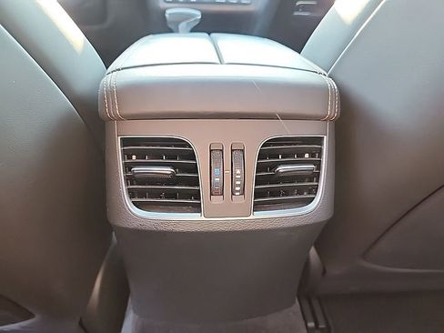Used 2018 Genesis G80 3.3T Sport RWD image 20