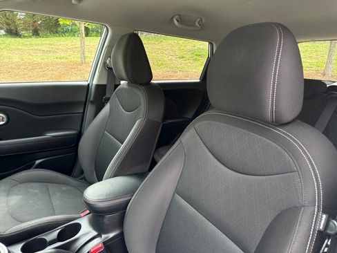 Used 2016 Kia Soul FWD image 21