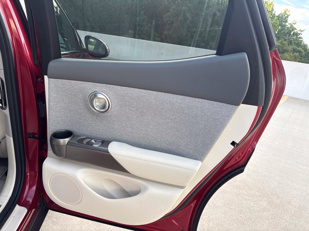 Used 2024 Genesis GV60 RWD image 19