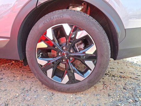 Certified 2023 Kia Sportage X-Line w/ X-Line Premium Package image 6