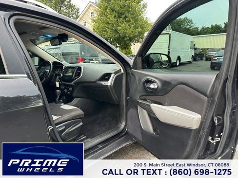 Used 2014 Jeep Cherokee Latitude image 13