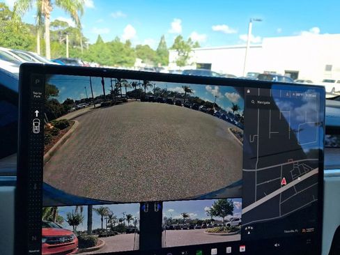 Used 2022 Tesla Model X AWD/4WD image 27