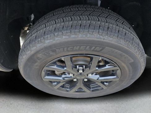 Used 2024 Jeep Grand Cherokee Altitude image 33