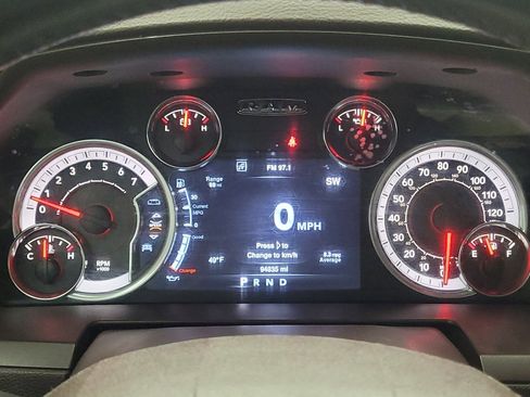 Used 2013 RAM 1500 Laramie w/ Convenience Group image 23