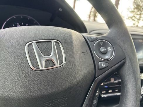 Used 2021 Honda HR-V EX image 28