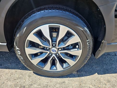 Used 2023 Subaru Outback Limited AWD/4WD image 35