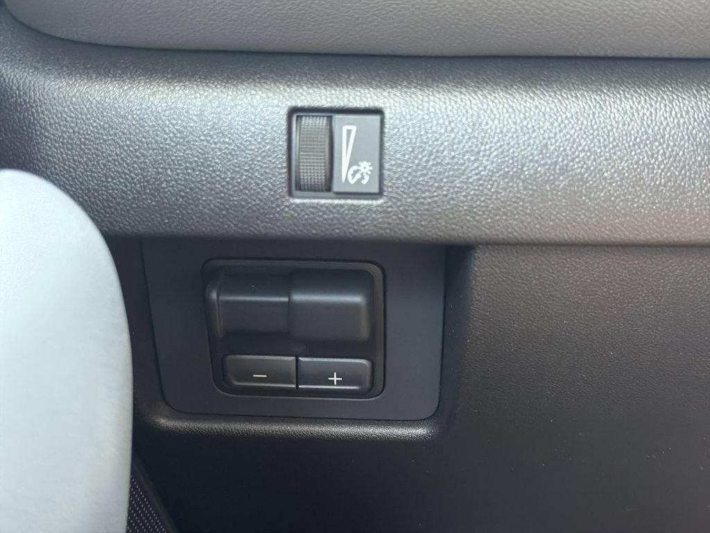 New 2026 Chevrolet Colorado ZR2 w/ Technology Package AWD/4WD image 18