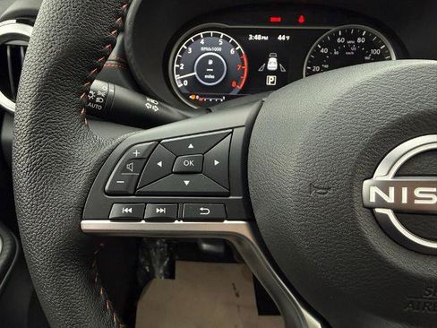 New 2025 Nissan Versa SR w/ Trunk Package image 22