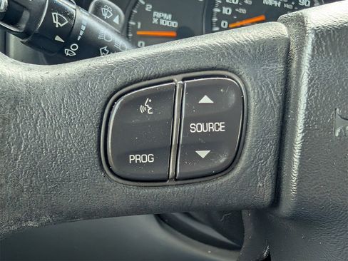 Used 2007 Chevrolet Silverado 2500 LT w/ Heavy-Duty Power Package image 24