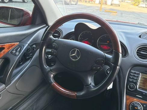Used 2006 Mercedes-Benz SL 500 image 24