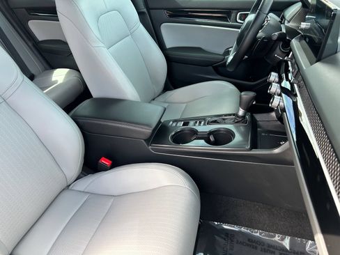 Certified 2025 Honda Civic Sport Touring image 13