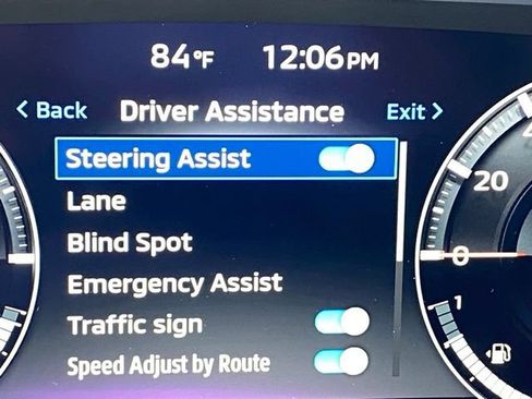 New 2025 Mitsubishi Outlander SEL image 16