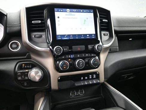 Used 2022 RAM 1500 Laramie AWD/4WD image 18