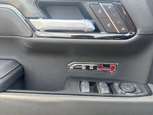 New 2026 GMC Sierra 1500 AT4 w/ AT4 Premium Package AWD/4WD image 24