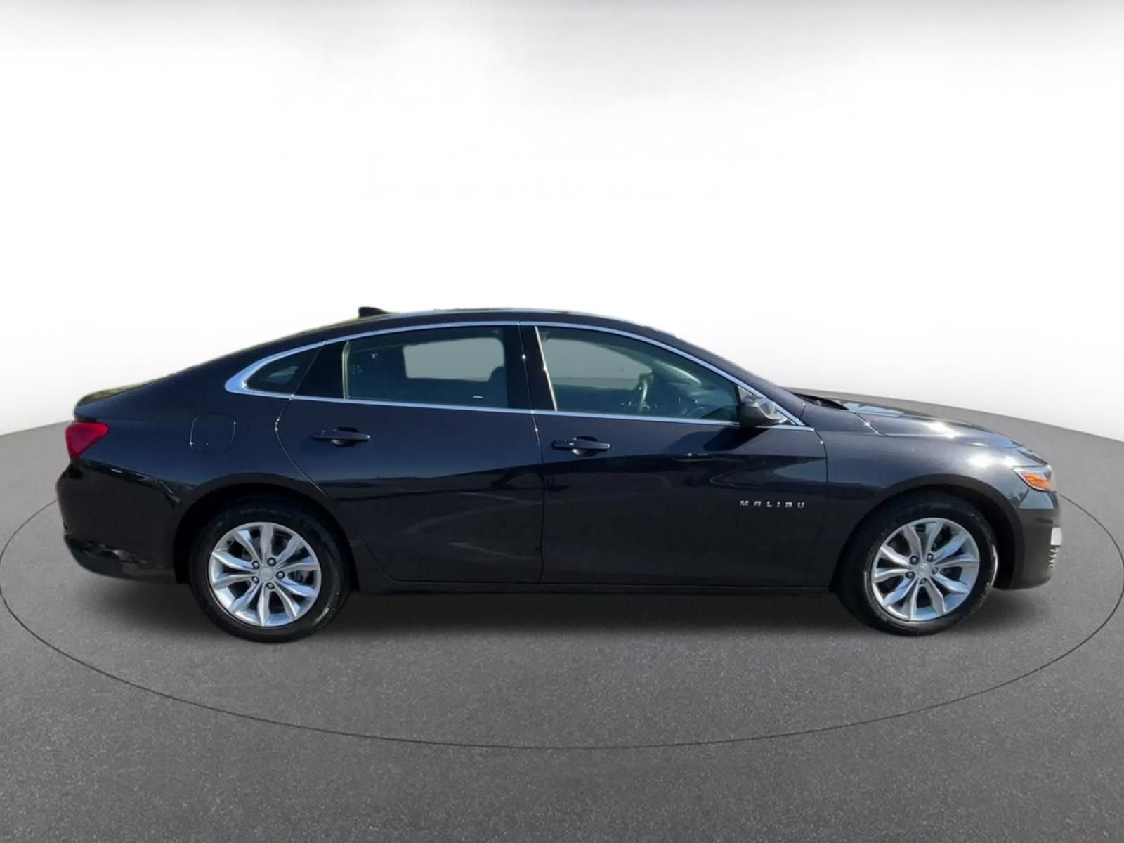 Used 2023 Chevrolet Malibu LT FWD image 15
