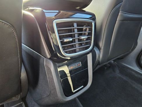 Used 2023 Lincoln Nautilus Reserve w/ Luxury Package image 16