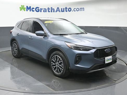 Used 2024 Ford Escape Base w/ PHEV Premium Package image 2