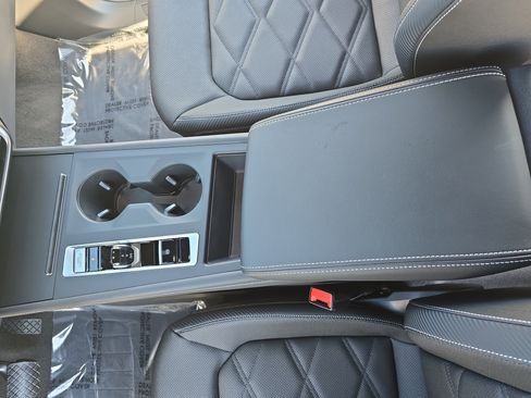 New 2026 Volkswagen Atlas Cross Sport SE image 23