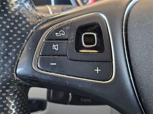 Used 2017 Mercedes-Benz E 300 image 12