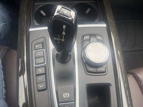 Used 2015 BMW X5 xDrive50i image 19