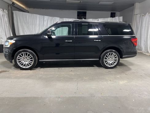 Used 2024 Ford Expedition Max Limited image 4