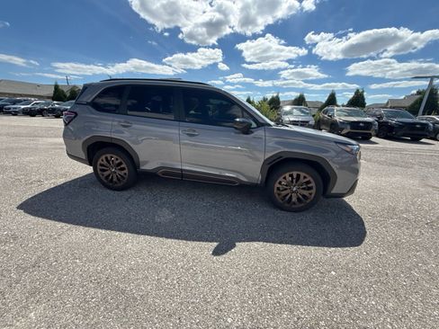 Used 2025 Subaru Forester Sport AWD/4WD image 11
