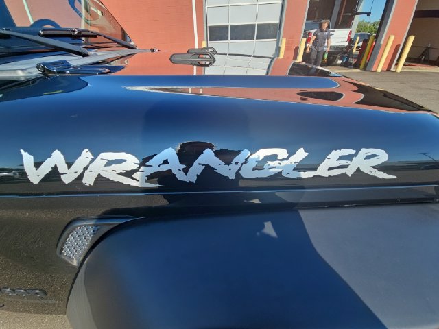 Used 2022 Jeep Wrangler Unlimited Sport AWD/4WD image 35