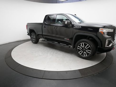 Used 2019 GMC Sierra 1500 AT4 w/ AT4 Premium Package image 11