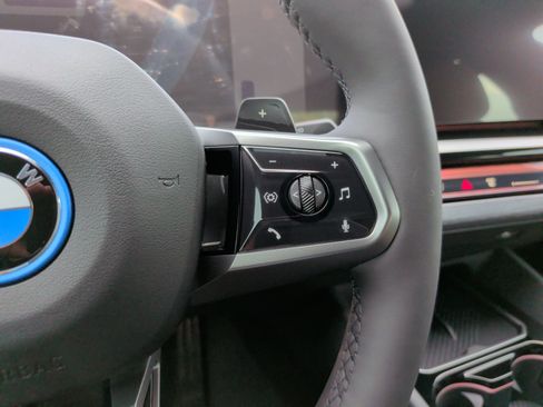 New 2027 BMW 550e xDrive AWD/4WD image 25
