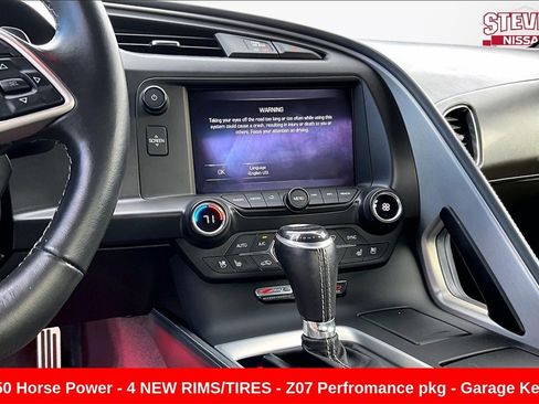 Used 2015 Chevrolet Corvette Z06 w/ 3LZ Preferred Equipment Group image 9