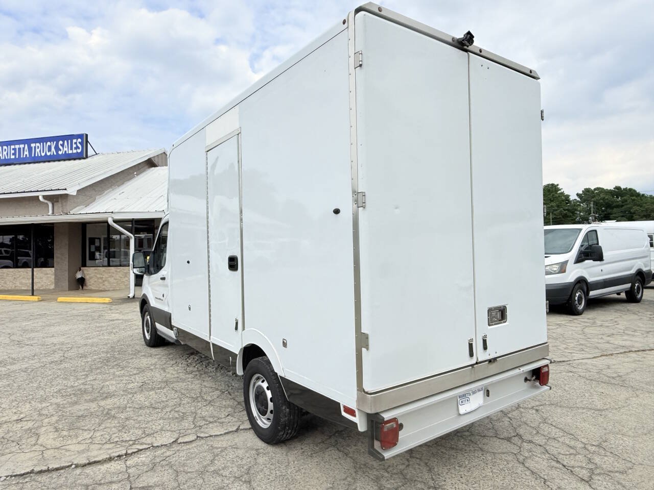 Used 2020 Ford Transit 350 w/ Upfitter Package RWD image 4