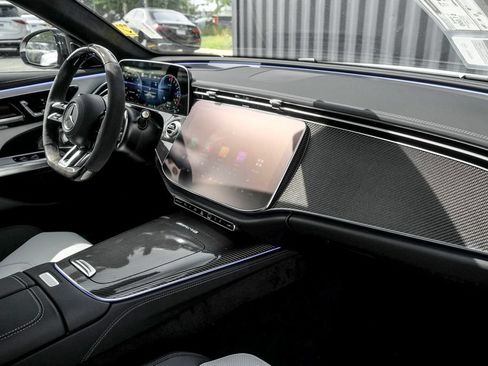 New 2027 Mercedes-Benz E 53 AMG e 4MATIC Wagon image 26