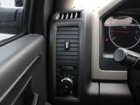 Used 2012 RAM 1500 Express AWD/4WD image 6