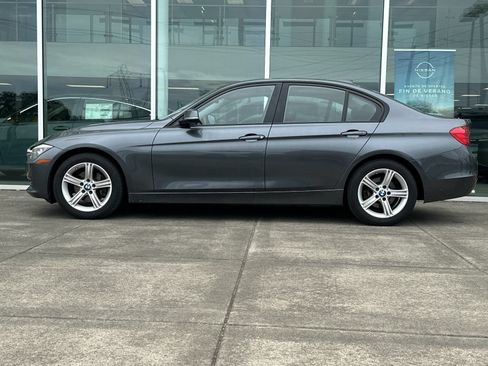 Used 2015 BMW 328i Sedan RWD image 6