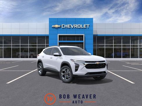 New 2026 Chevrolet Trax LT w/ Driver Confidence Package FWD image 1