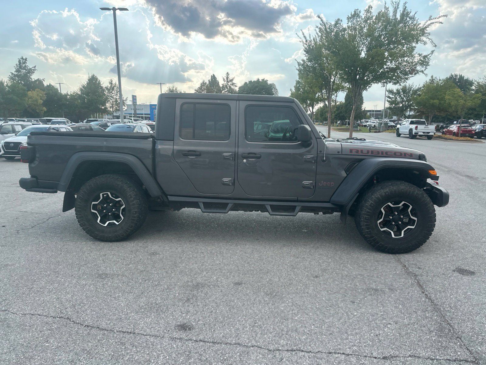 Used 2020 Jeep Gladiator Rubicon w/ Dual Top Group AWD/4WD image 4