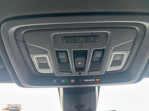 Used 2020 Chevrolet Silverado 2500 High Country w/ Z71 Off-Road Package image 31