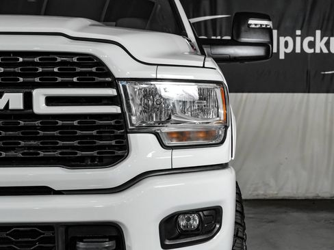 Used 2024 RAM 3500 Big Horn AWD/4WD image 40