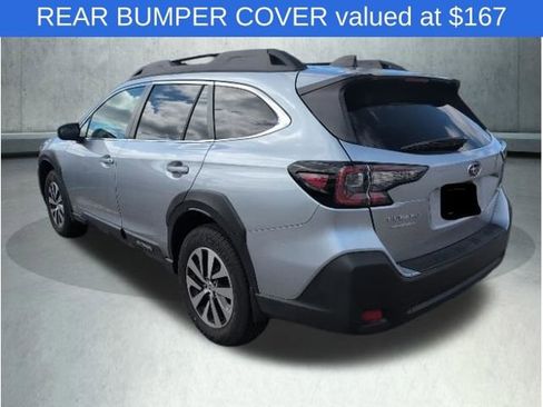 Used 2023 Subaru Outback Premium image 6