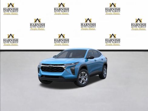 New 2026 Chevrolet Trax LS w/ Driver Confidence Package FWD image 9