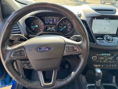 Used 2018 Ford Escape Titanium image 17